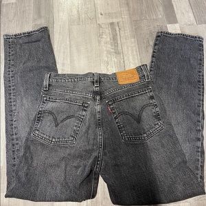 Levi Wedgie Straight